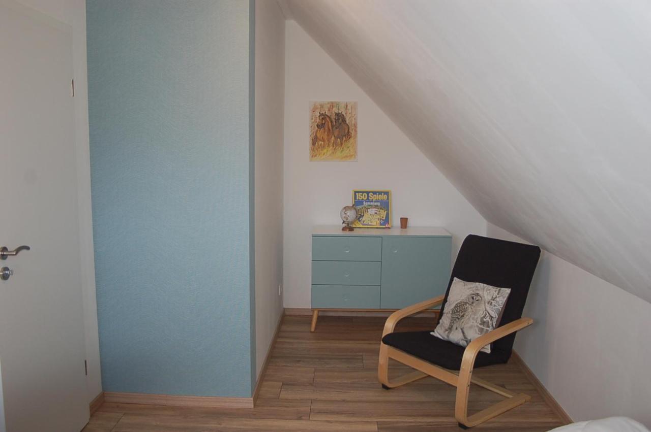 Behagliches Ferienhaus Zaunkoenig -Mit Kamin Und Sauna Tanne Exteriör bild