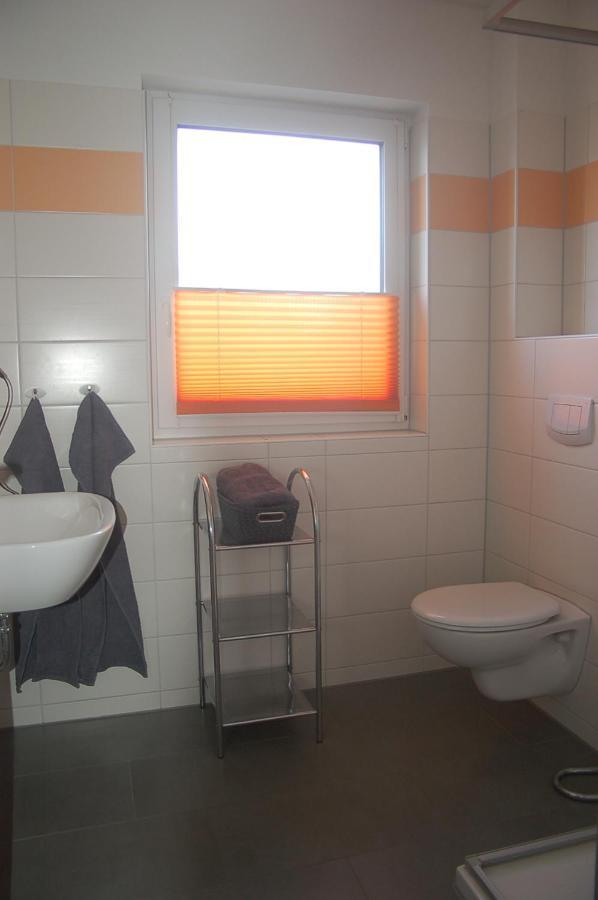 Behagliches Ferienhaus Zaunkoenig -Mit Kamin Und Sauna Tanne Exteriör bild