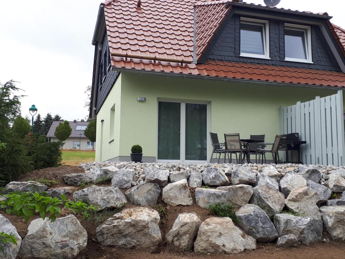 Behagliches Ferienhaus Zaunkoenig -Mit Kamin Und Sauna Tanne Exteriör bild